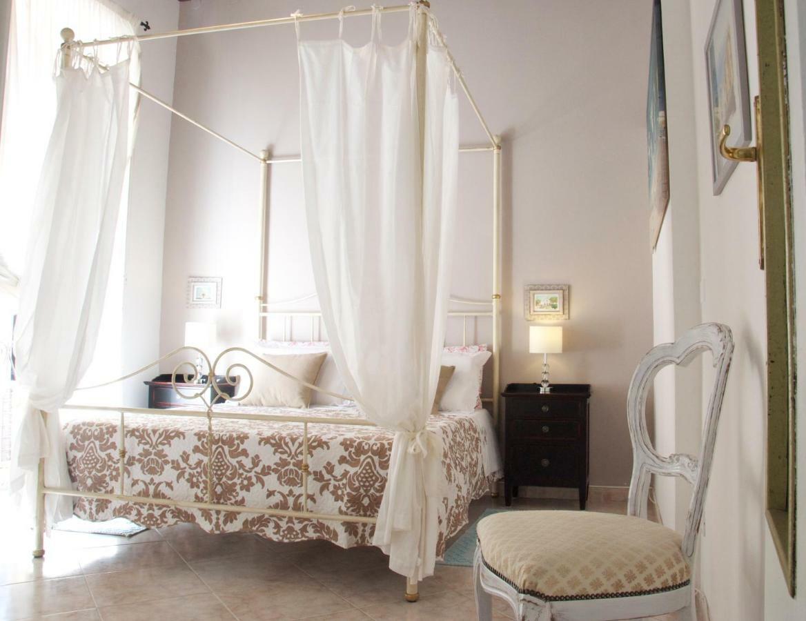 New Romantic Suite Cagliari Exterior photo